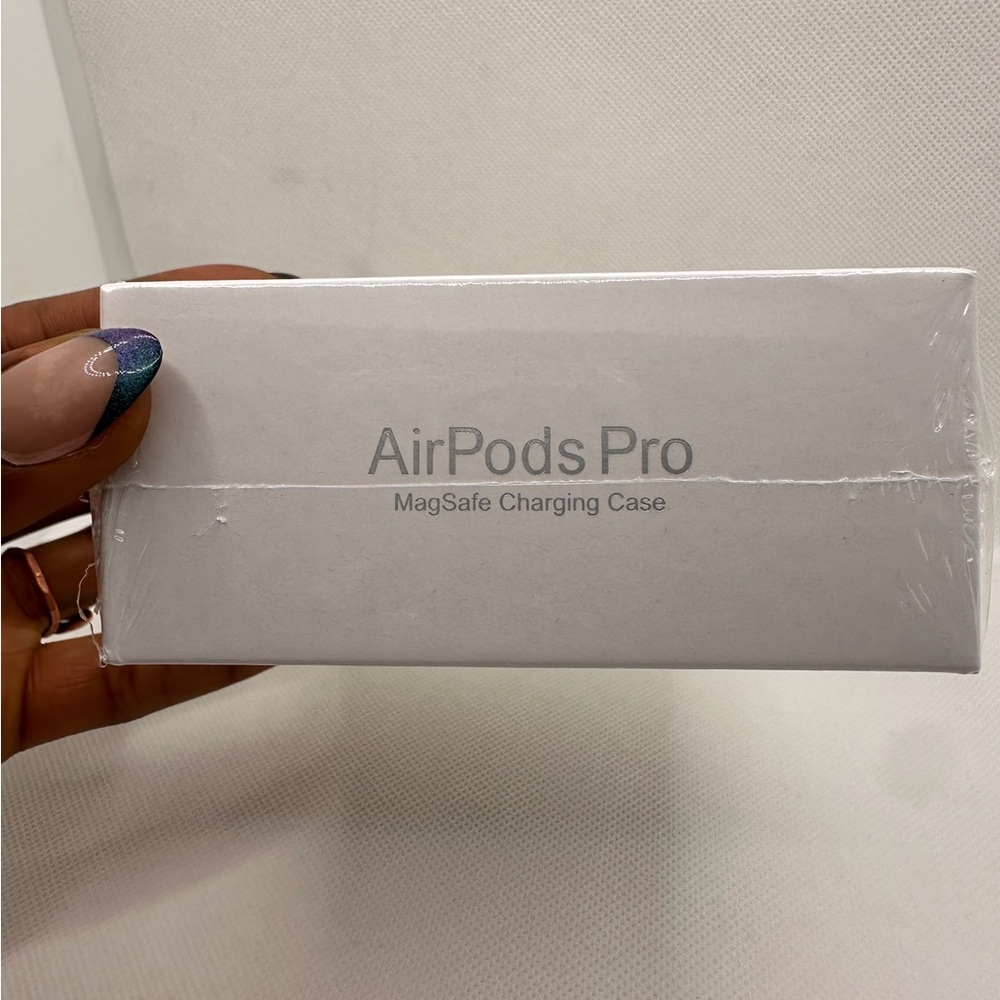Apple AirPods Pro with MagSafe Charging Case - Silver